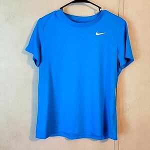 Nike tshirt